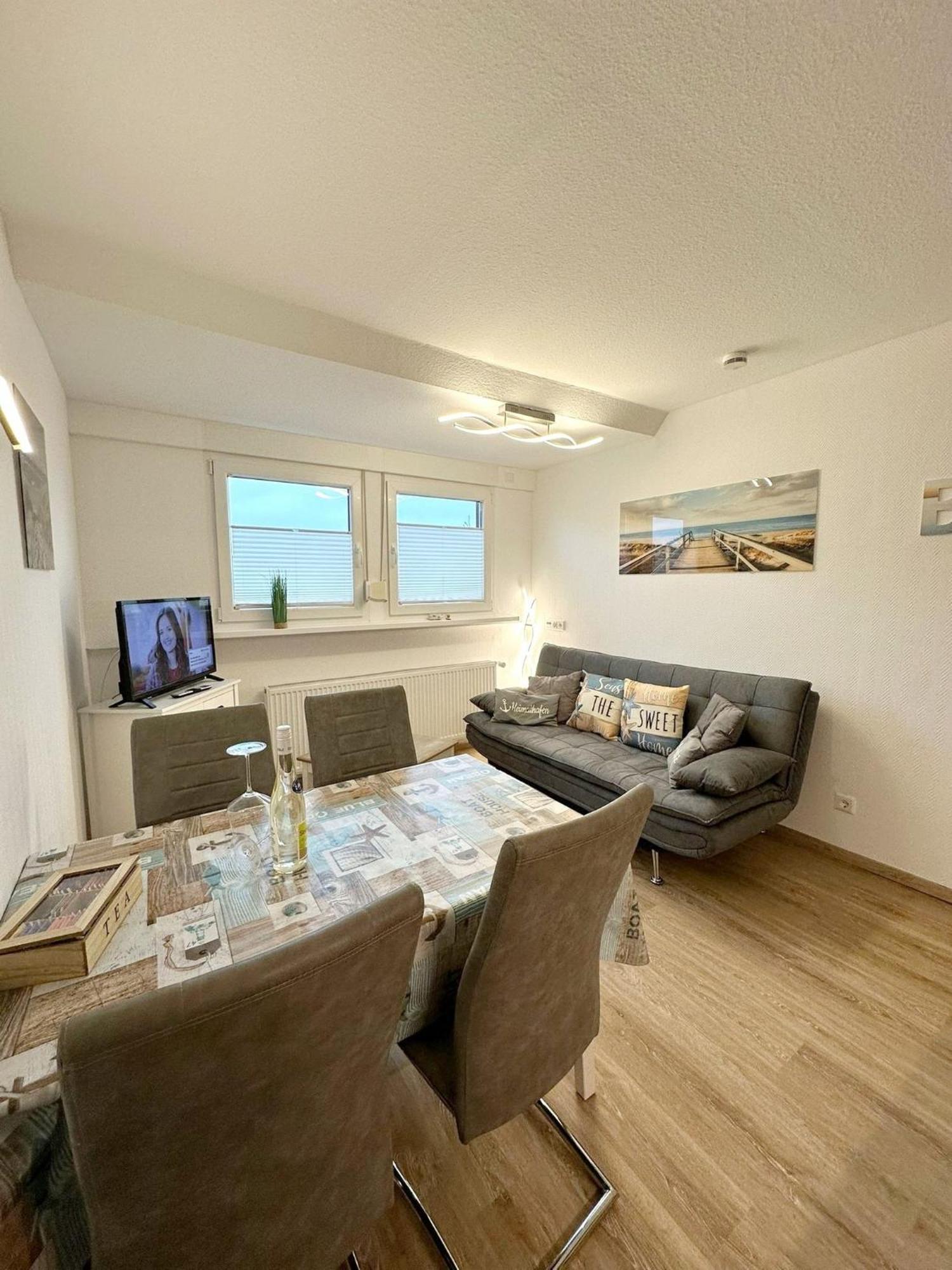 Ferienwohnung Haus Boje "Knurrhahn" ノイハルリンガージール エクステリア 写真